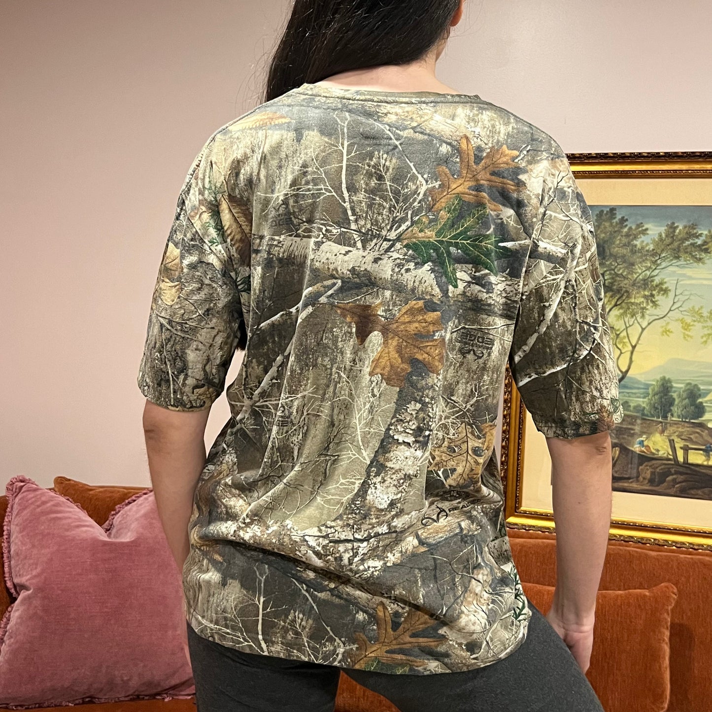 DUMP YOUR REPUBLICAN GIRLFRIEND camo t-shirt with orange text (L)