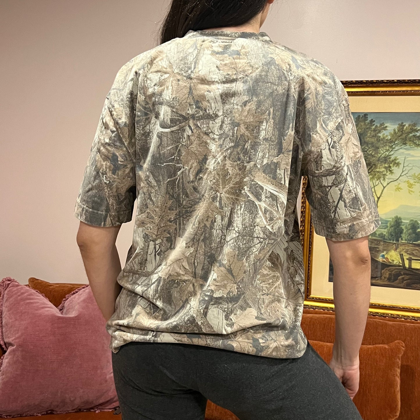 DUMP YOUR REPUBLICAN GIRLFRIEND camo t-shirt with orange text (M)