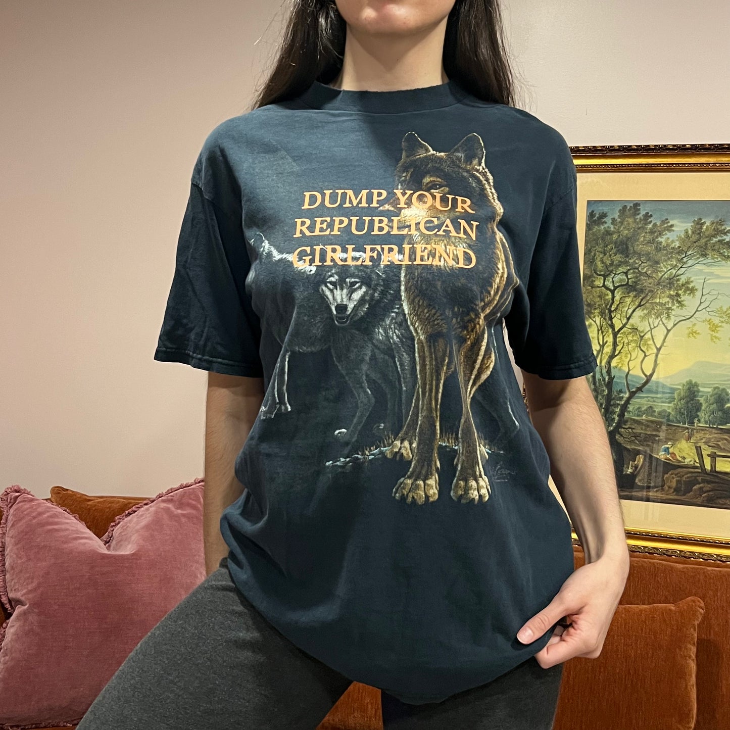 DUMP YOUR REPUBLICAN GIRLFRIEND wolf t-shirt with orange text (XL)