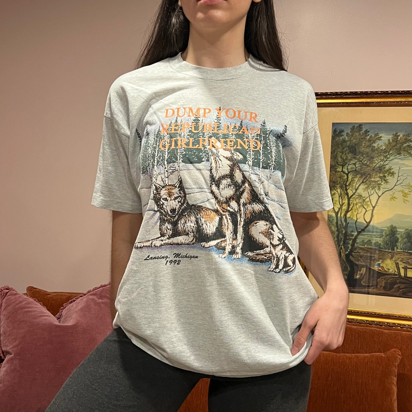 DUMP YOUR REPUBLICAN GIRLFRIEND wolf t-shirt with orange text (XL)