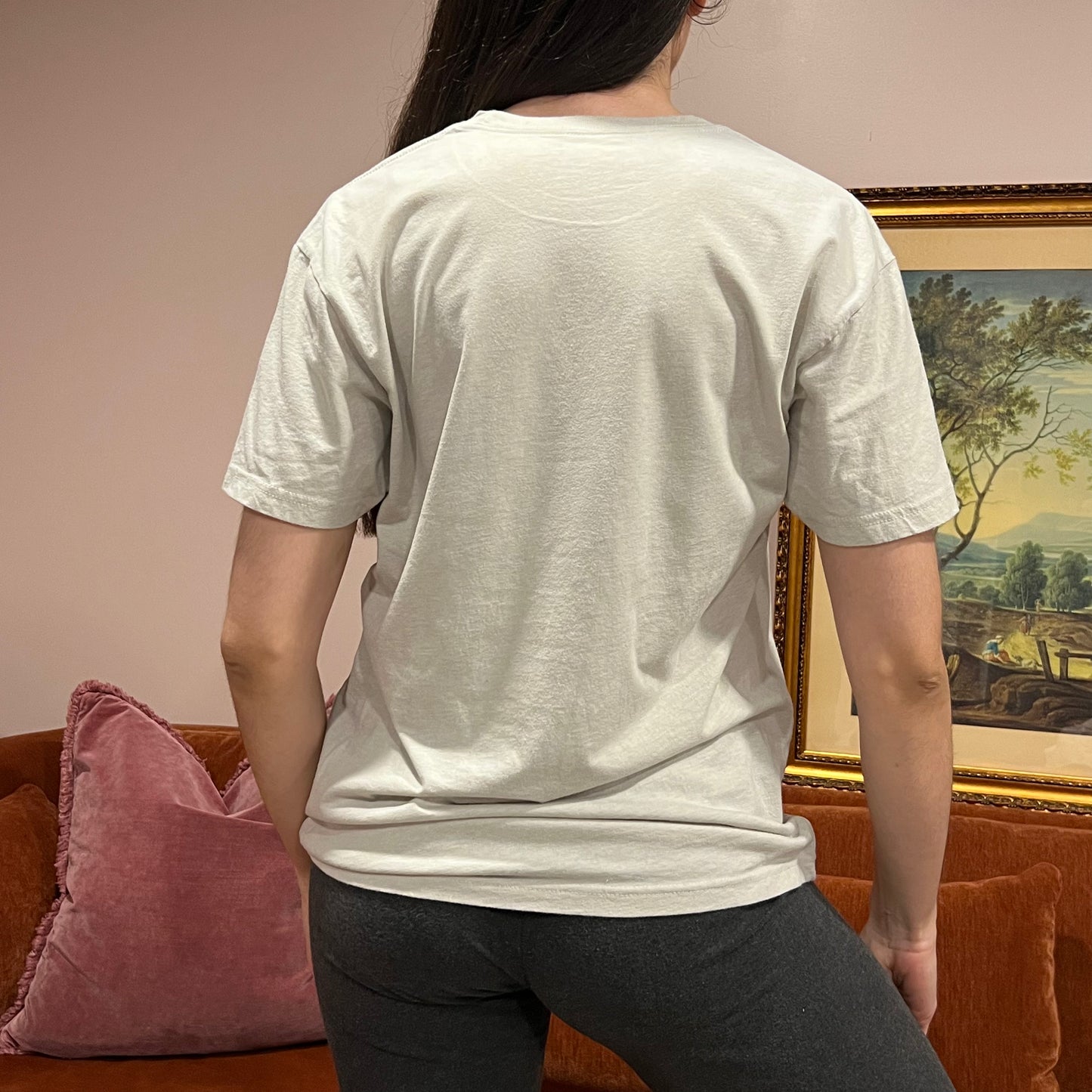 DIVORCE YOUR REPUBLICAN HUSBAND animal t-shirt with orange text (L)