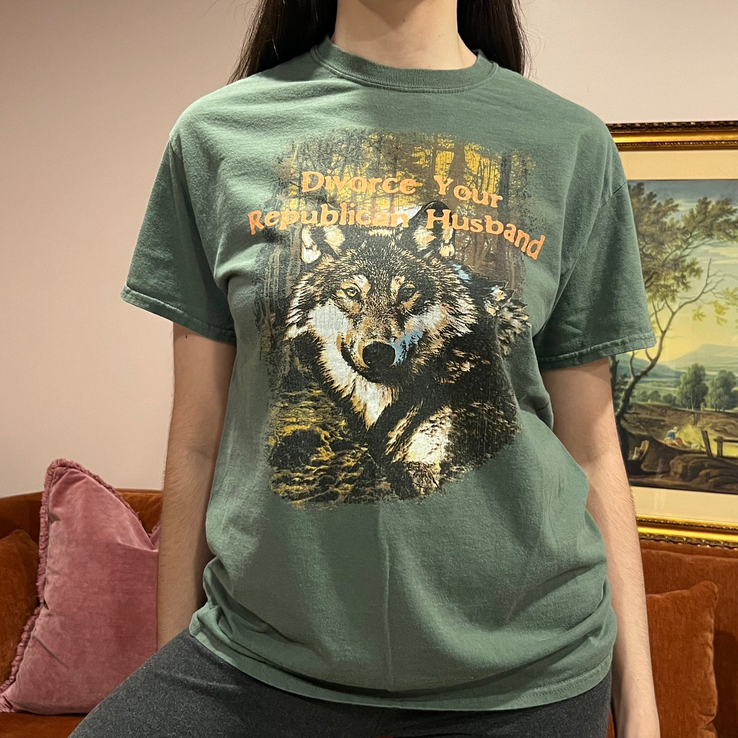 DIVORCE YOUR REPUBLICAN HUSBAND wolf t-shirt with orange text (L)