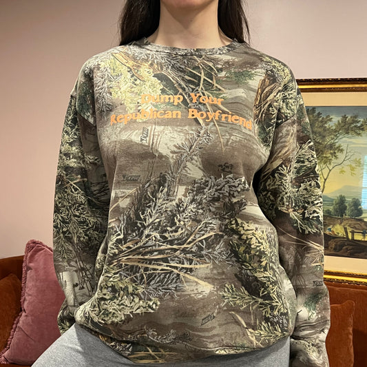 DUMP YOUR REPUBLICAN BOYFRIEND camo crewneck with orange text (L)
