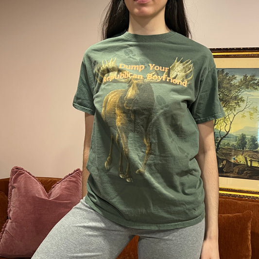 DUMP YOUR REPUBLICAN BOYFRIEND moose t-shirt with orange text (M)