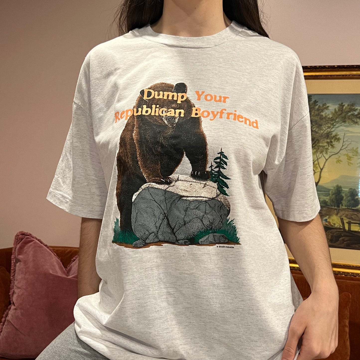 DUMP YOUR REPUBLICAN BOYFRIEND bear t-shirt with orange text (XL)