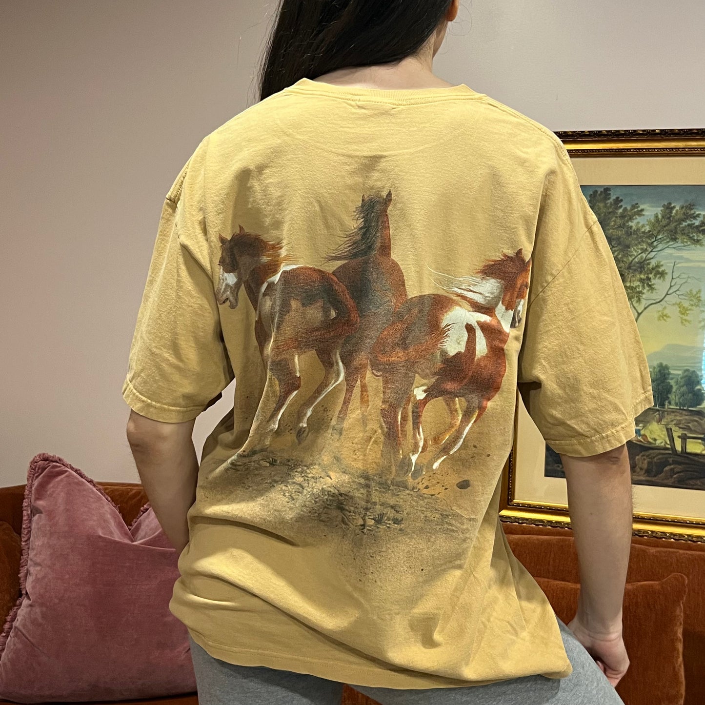 DUMP YOUR REPUBLICAN BOYFRIEND horse t-shirt with orange text (XL)