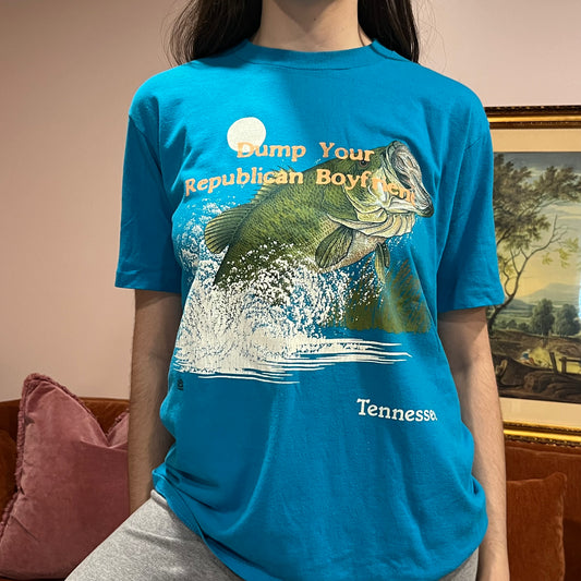 DUMP YOUR REPUBLICAN BOYFRIEND fish t-shirt with orange text (L)
