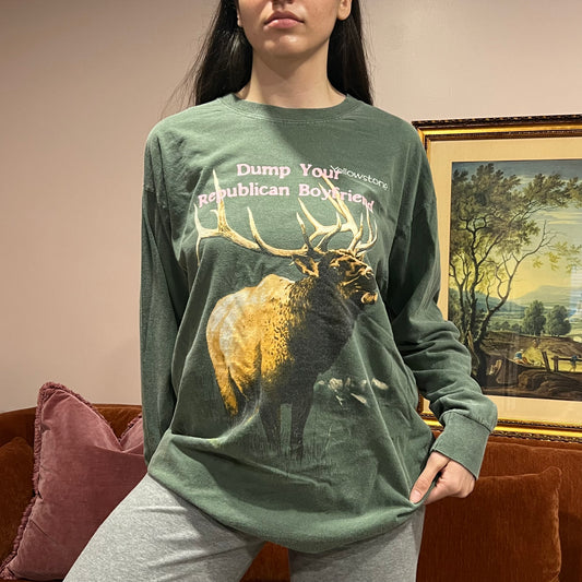 DUMP YOUR REPUBLICAN BOYFRIEND deer long sleeve t-shirt with pink text (L)