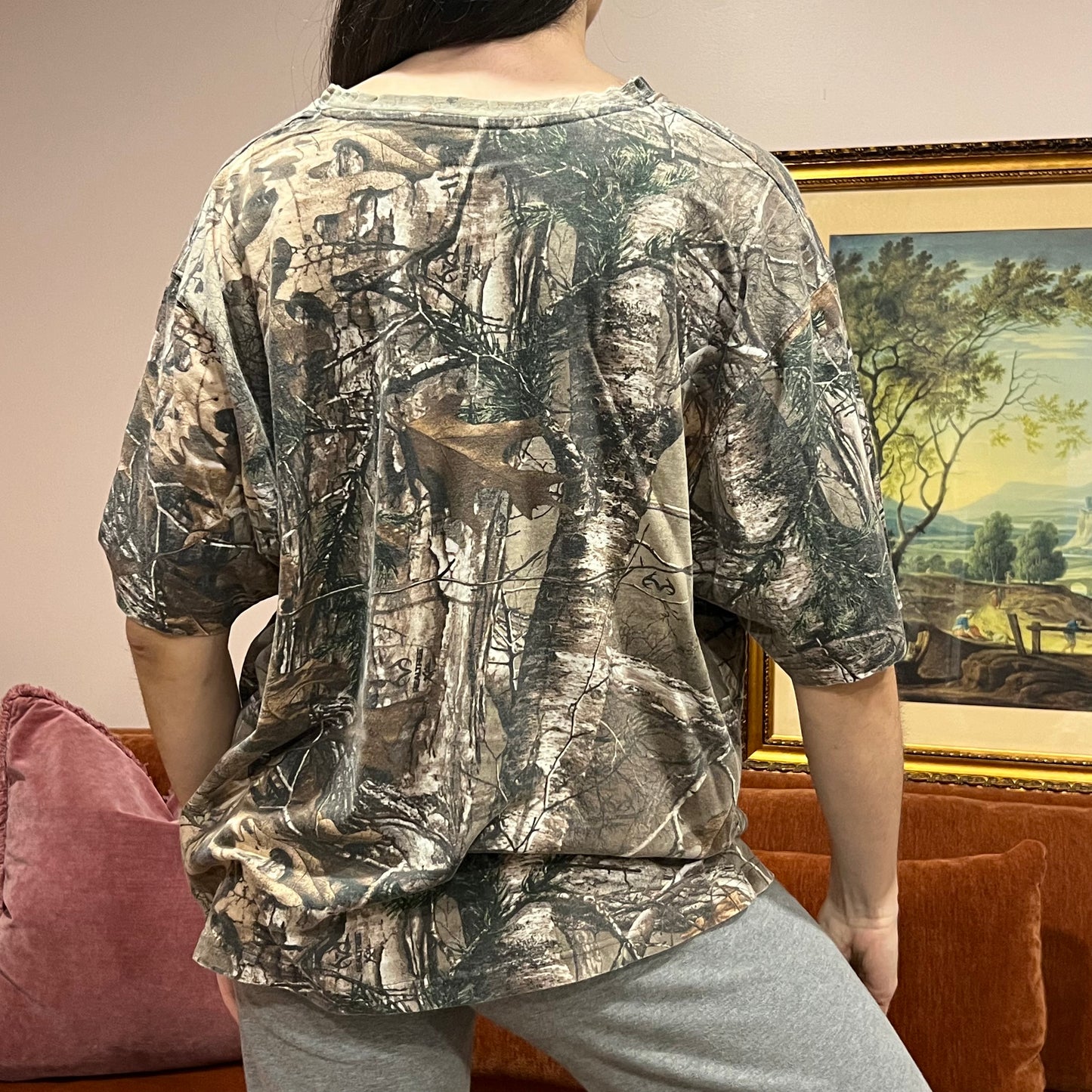 DUMP YOUR REPUBLICAN BOYFRIEND camo t-shirt with pink text (XL)