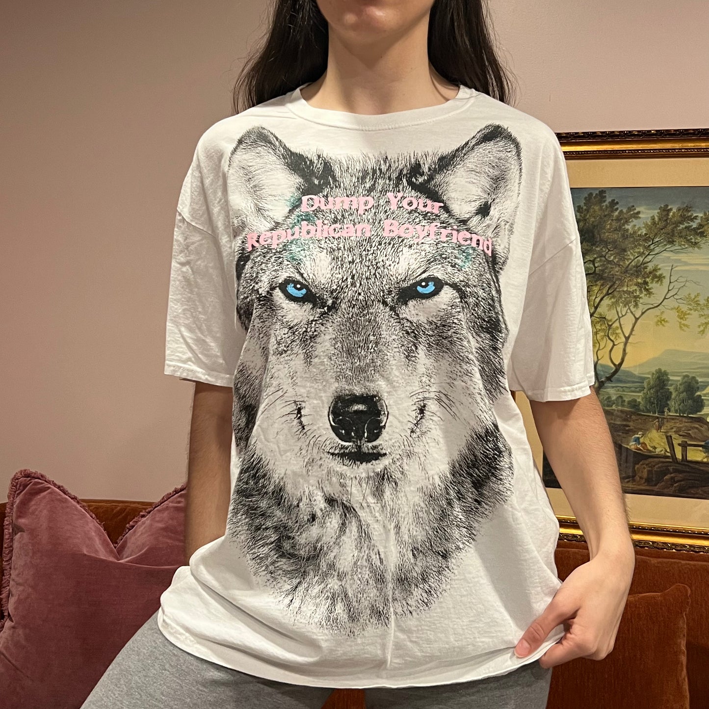 DUMP YOUR REPUBLICAN BOYFRIEND wolf t-shirt with pink text (XL)