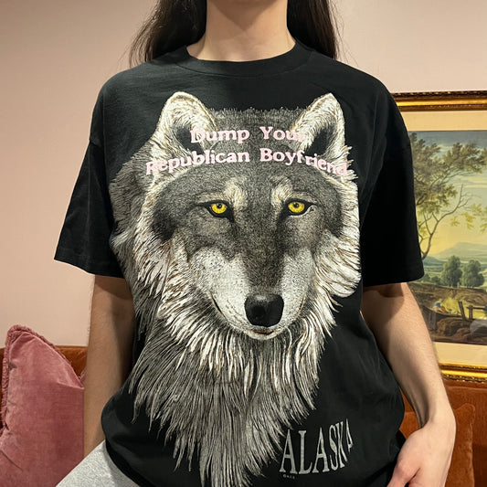 DUMP YOUR REPUBLICAN BOYFRIEND wolf t-shirt with pink text (XL)