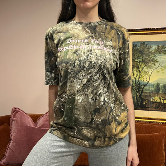 DIVORCE YOUR REPUBLICAN HUSBAND camo t-shirt with pink text (M)