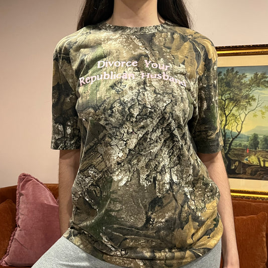 DIVORCE YOUR REPUBLICAN HUSBAND camo t-shirt with pink text (M)
