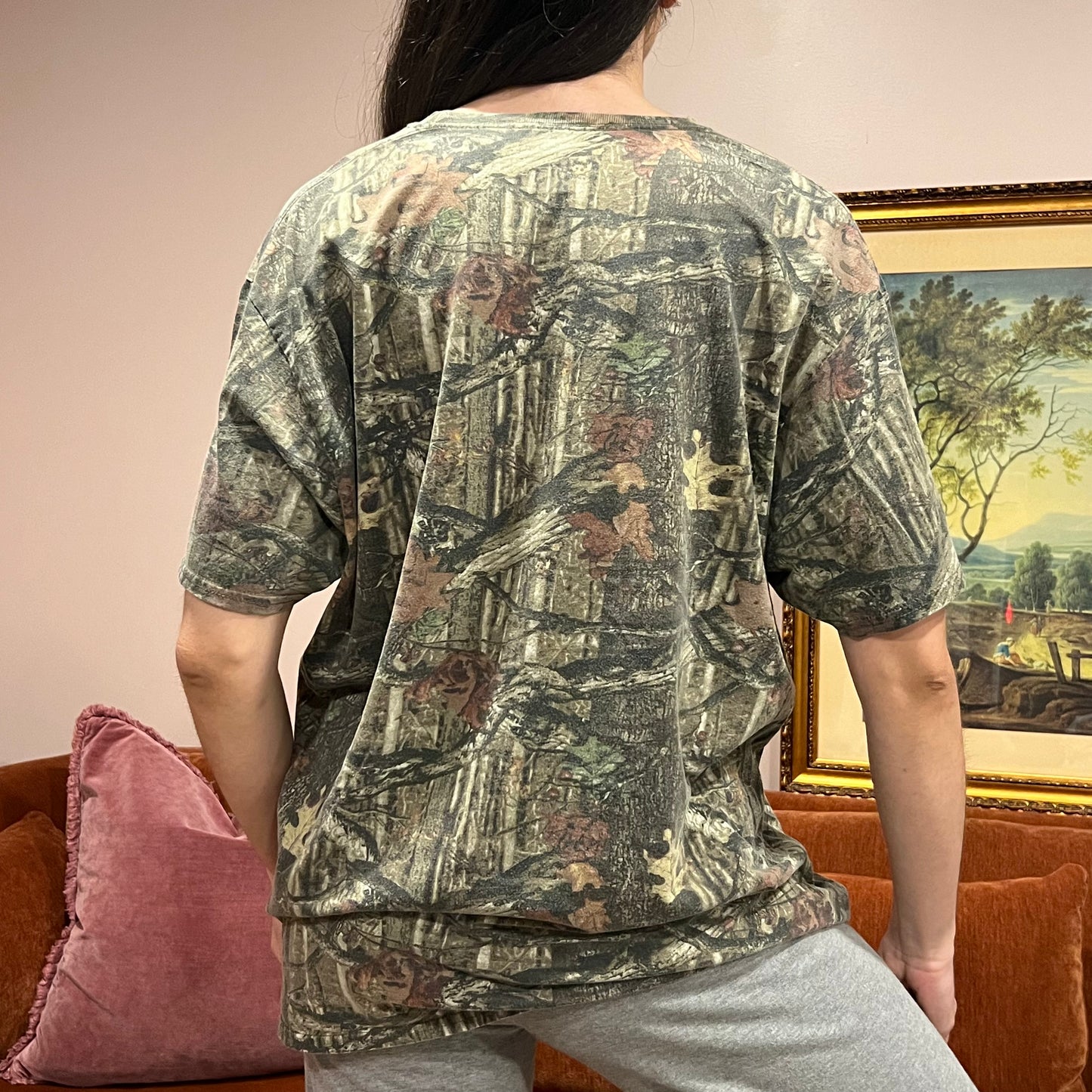 DIVORCE YOUR REPUBLICAN HUSBAND camo t-shirt with pink text (L/XL)
