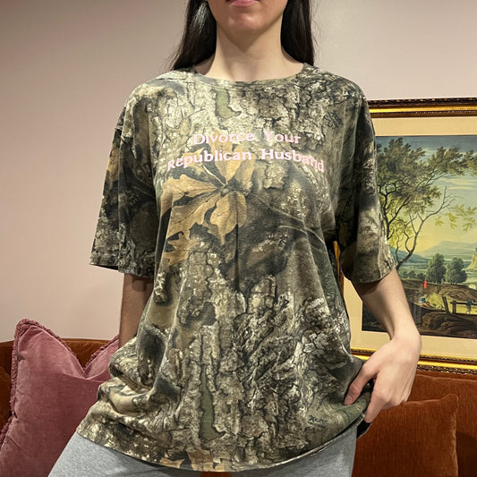 DIVORCE YOUR REPUBLICAN HUSBAND camo t-shirt with pink text (2XL)