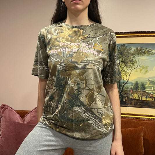DIVORCE YOUR REPUBLICAN HUSBAND camo t-shirt with pink text (M)