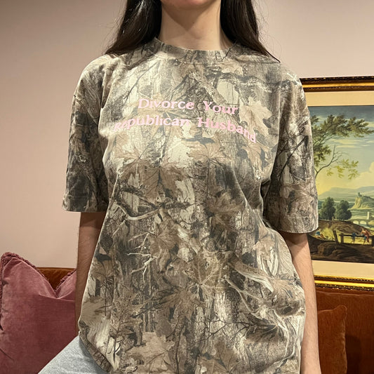 DIVORCE YOUR REPUBLICAN HUSBAND camo t-shirt with pink text (M)