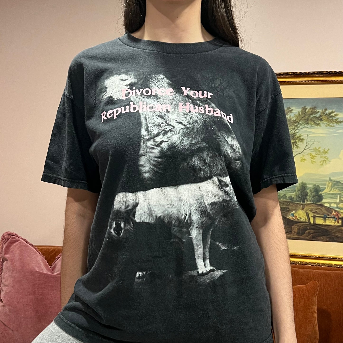 DIVORCE YOUR REPUBLICAN HUSBAND wolf t-shirt with pink text (L)
