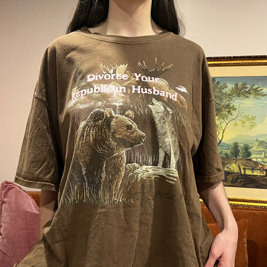 DIVORCE YOUR REPUBLICAN HUSBAND animal t-shirt with pink text (3XL)