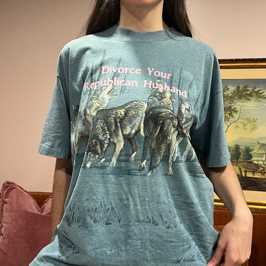 DIVORCE YOUR REPUBLICAN HUSBAND wolf t-shirt with pink text (XL)