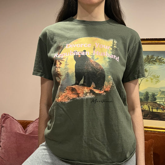 DIVORCE YOUR REPUBLICAN HUSBAND bear t-shirt with pink text (S/M)