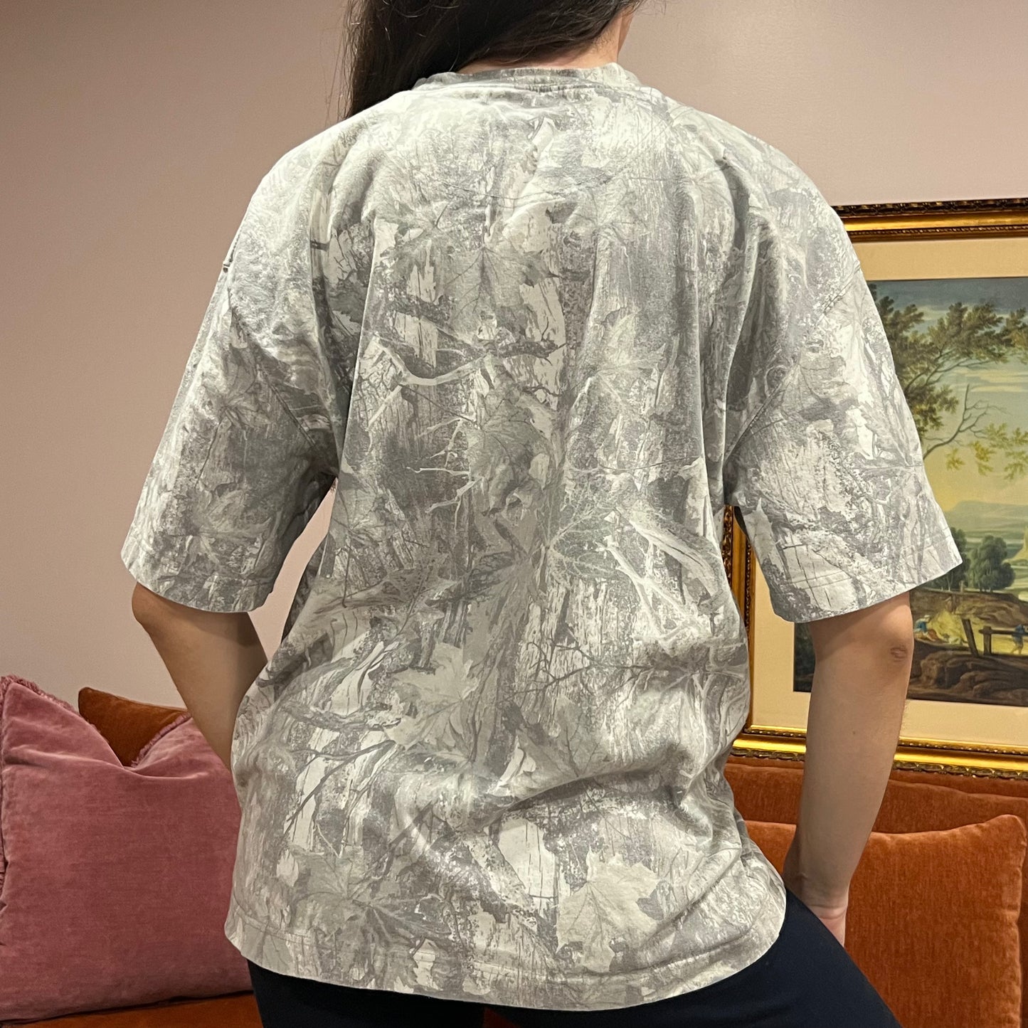 DUMP YOUR REPUBLICAN BOYFRIEND white camo t-shirt with pink text (L)