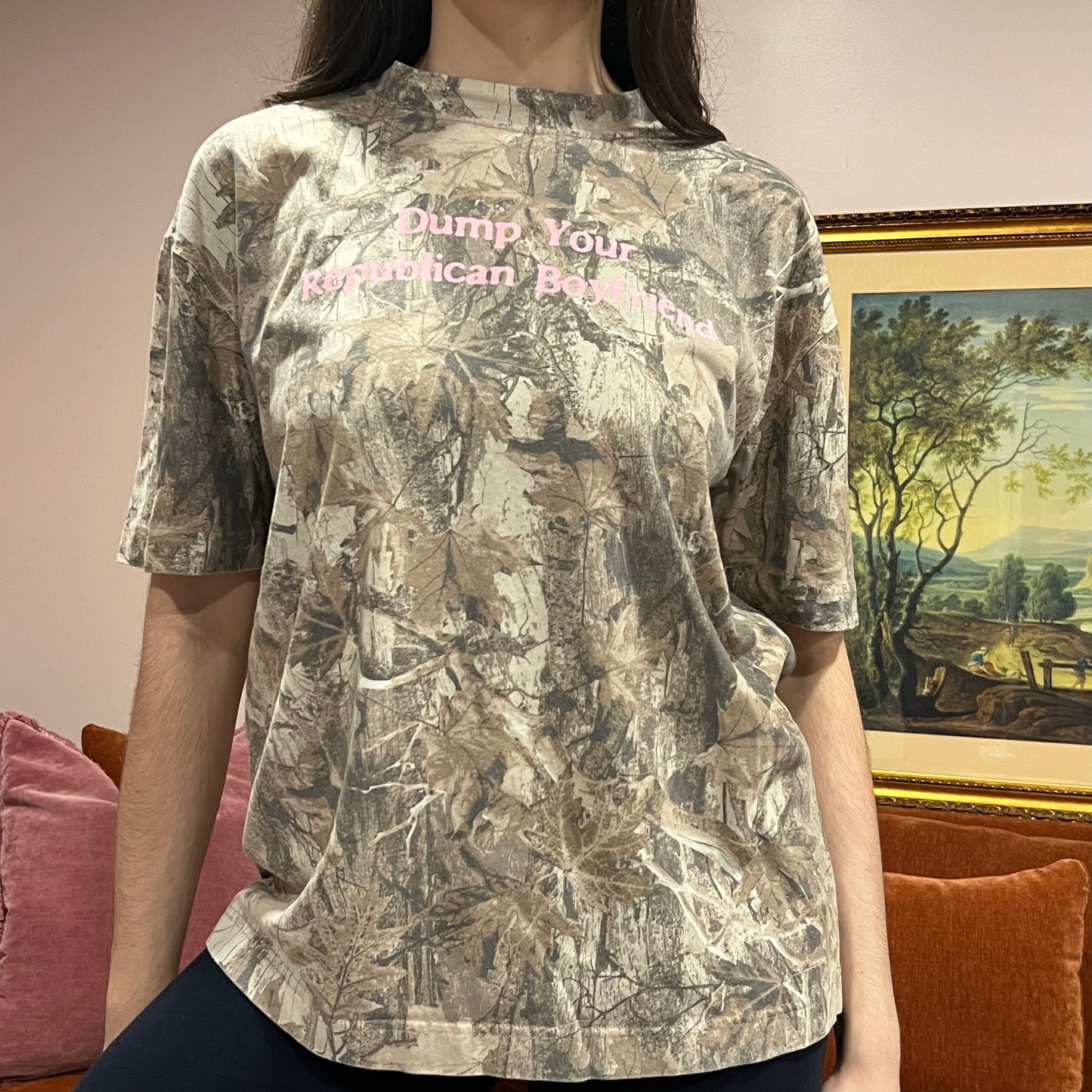 DUMP YOUR REPUBLICAN BOYFRIEND camo t-shirt with pink text (M)