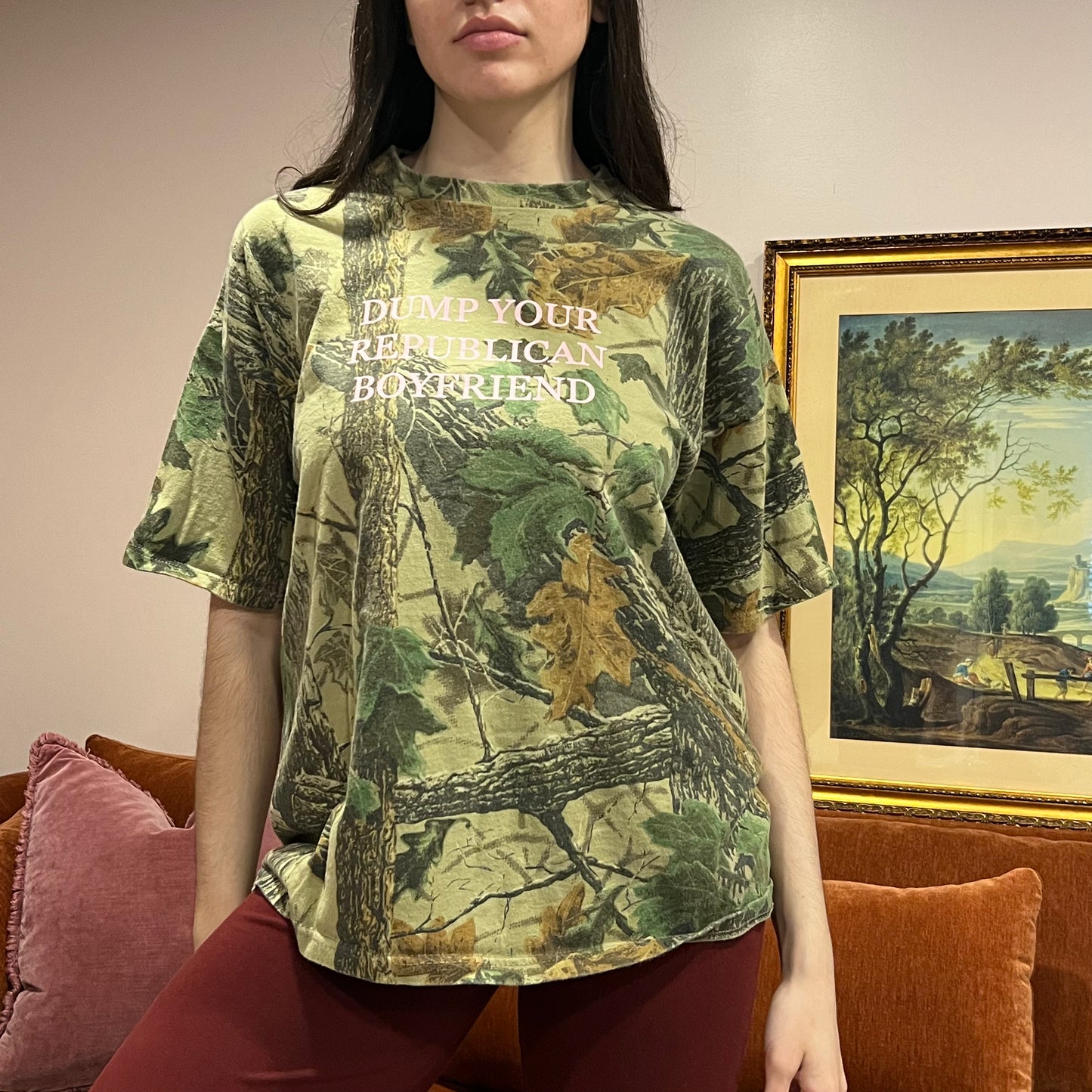 DUMP YOUR REPUBLICAN BOYFRIEND camo t-shirt with pink text (L)