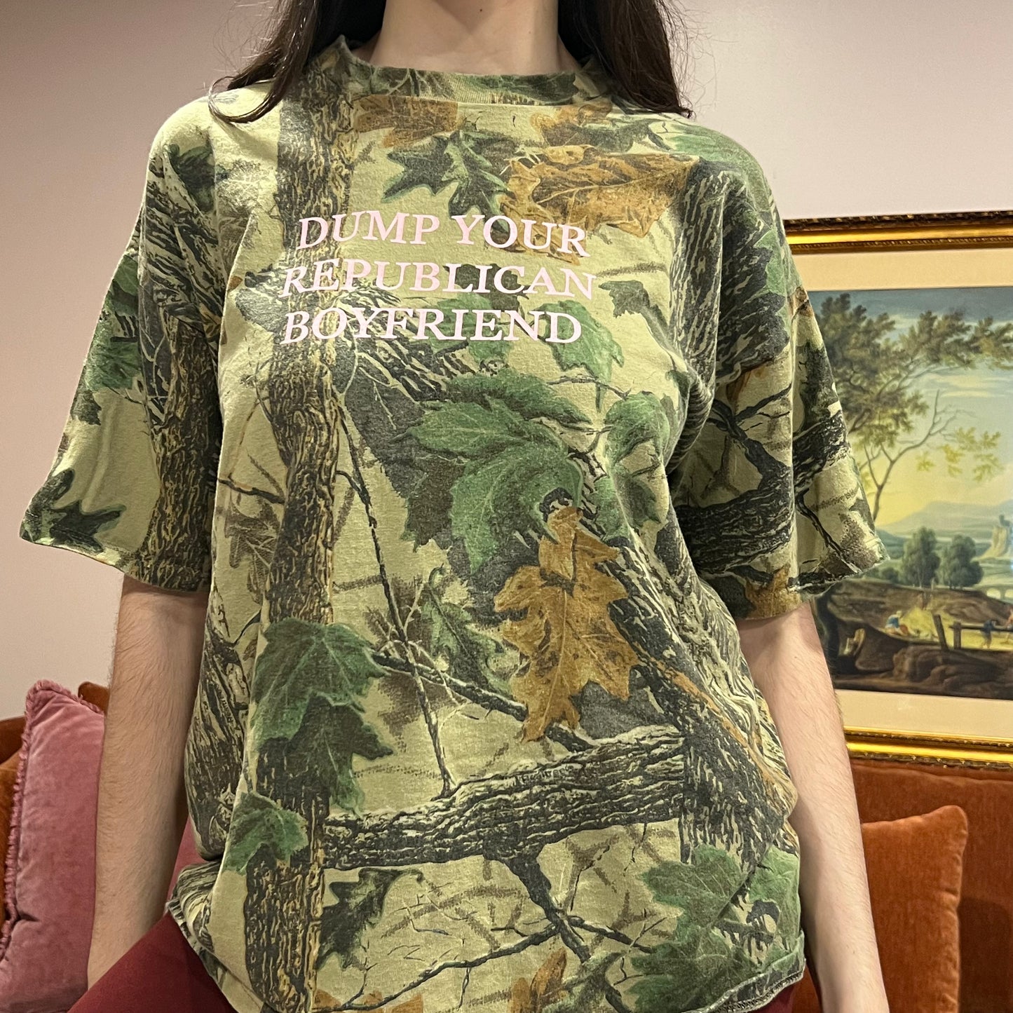 DUMP YOUR REPUBLICAN BOYFRIEND camo t-shirt with pink text (L)
