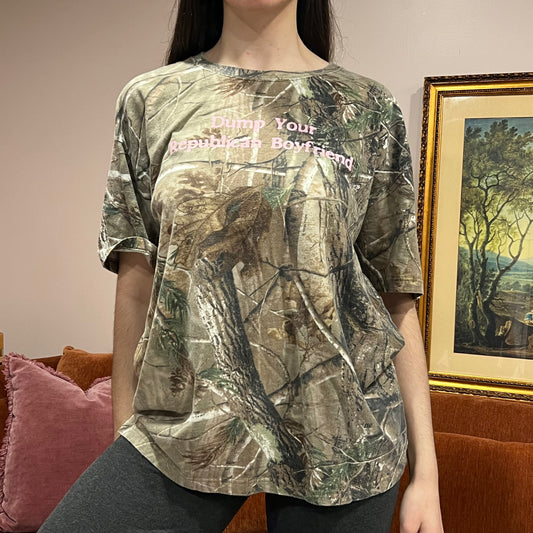 DUMP YOUR REPUBLICAN BOYFRIEND camo t-shirt with pink text (XL)