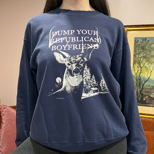 DUMP YOUR REPUBLICAN BOYFRIEND animal crewneck with pink text (L)