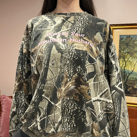 DIVORCE YOUR REPUBLICAN HUSBAND camo crewneck with pink text (2XL)