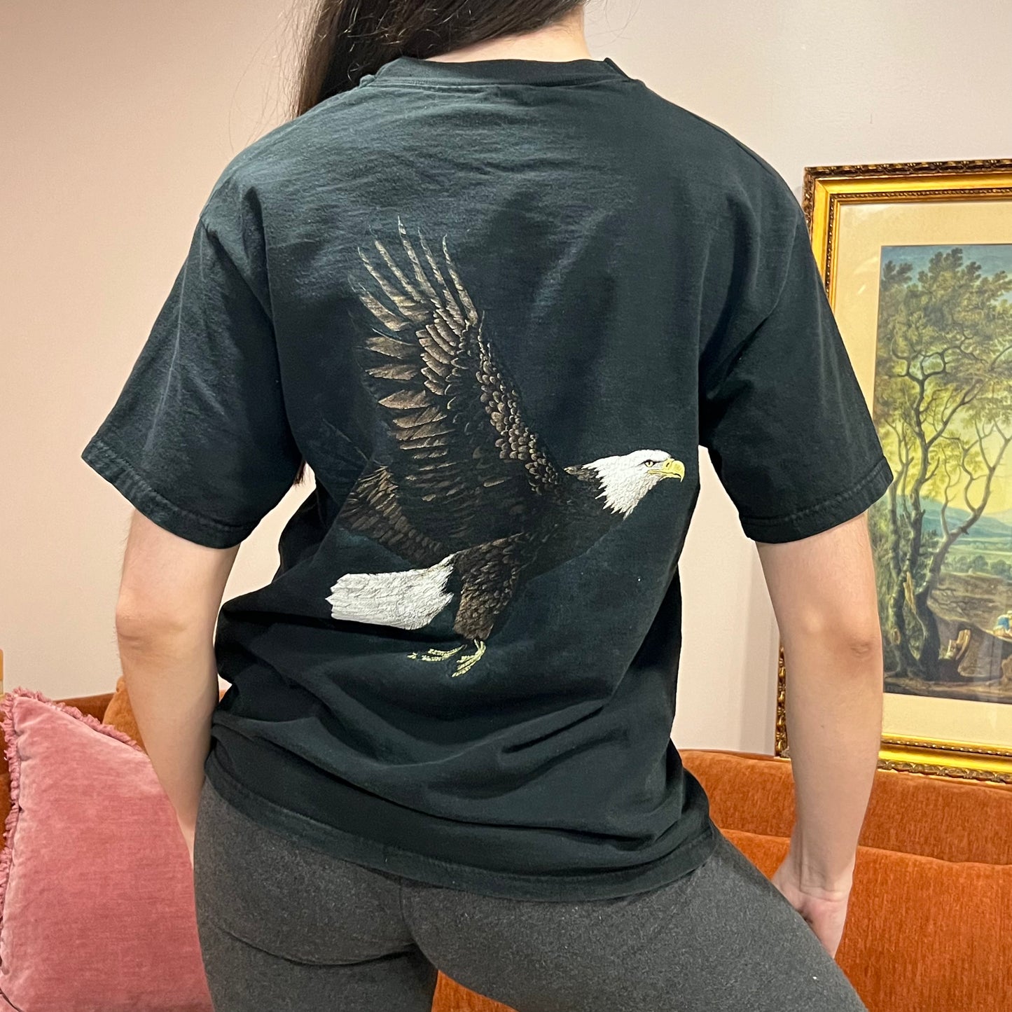 DIVORCE YOUR REPUBLICAN HUSBAND animal t-shirt with orange text (L)