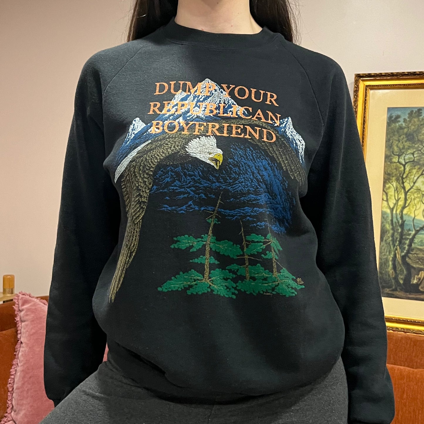 DUMP YOUR REPUBLICAN BOYFRIEND animal crewneck with orange text (L)