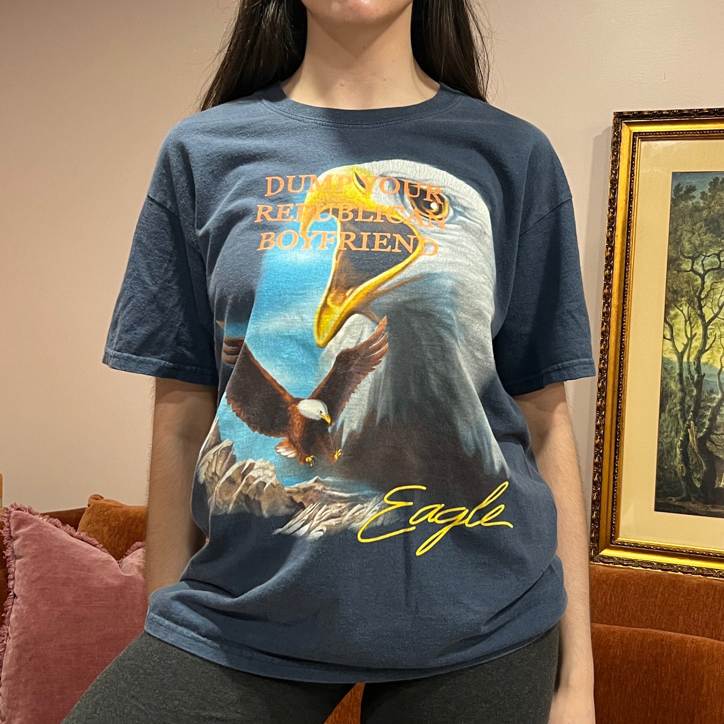 DUMP YOUR REPUBLICAN BOYFRIEND animal t-shirt with orange text (XL)