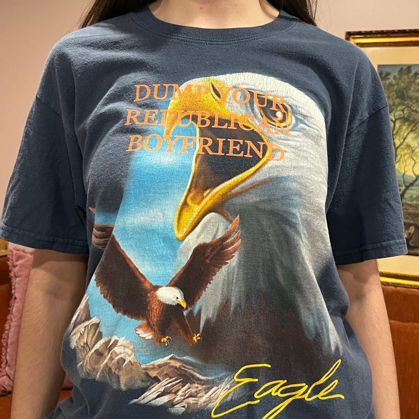 DUMP YOUR REPUBLICAN BOYFRIEND animal t-shirt with orange text (XL)
