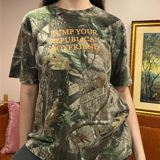 DUMP YOUR REPUBLICAN BOYFRIEND camo t-shirt with orange text (L)