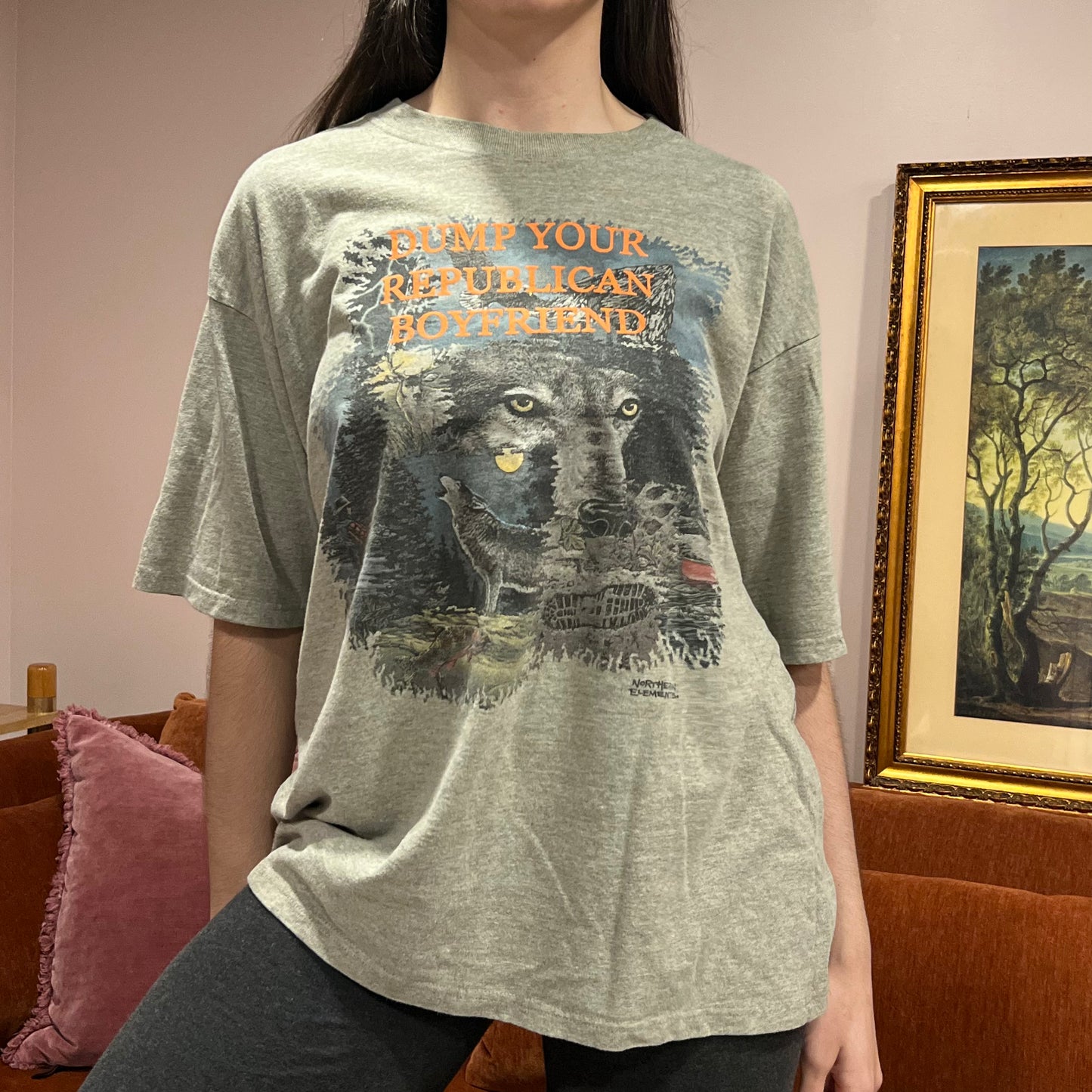 DUMP YOUR REPUBLICAN BOYFRIEND animal t-shirt with orange text (XL)