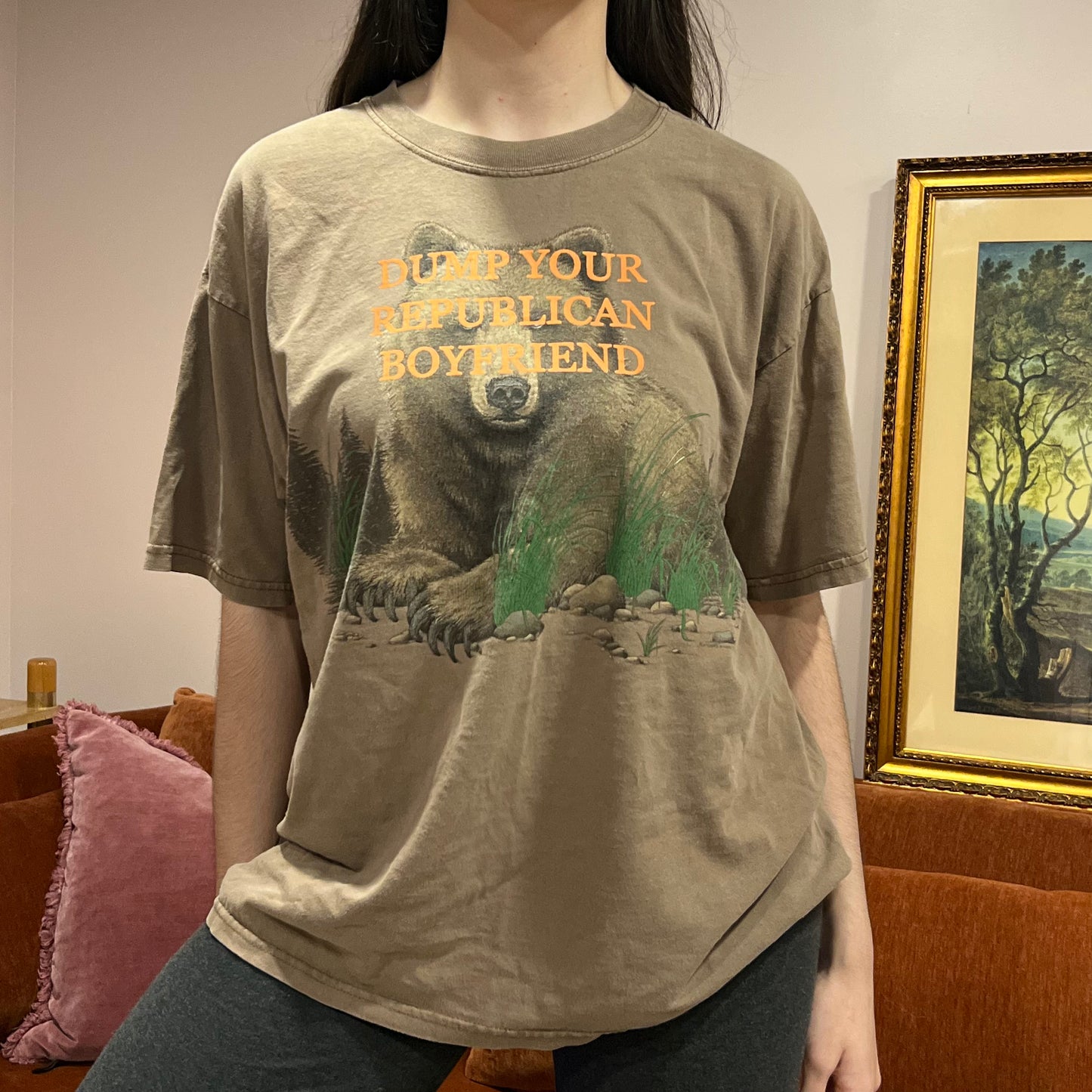 DUMP YOUR REPUBLICAN BOYFRIEND animal t-shirt with orange text (XL)