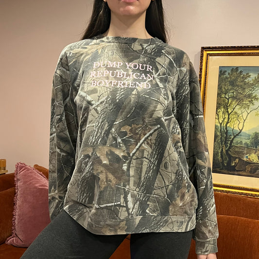 DUMP YOUR REPUBLICAN BOYFRIEND camo crewneck with pink text (L)