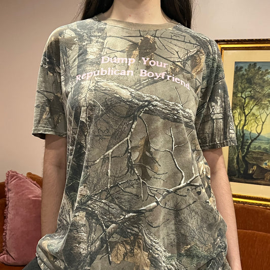DUMP YOUR REPUBLICAN BOYFRIEND camo t-shirt with pink text (XL)