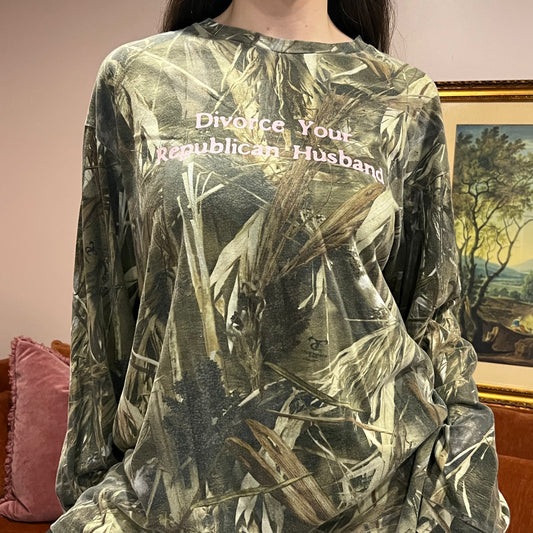DUMP YOUR REPUBLICAN BOYFRIEND camo long sleeve t-shirt with pink text (XL)