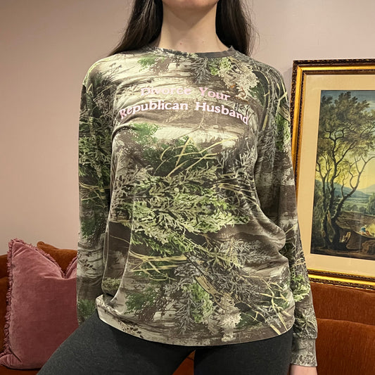DIVORCE YOUR REPUBLICAN HUSBAND camo long sleeve t-shirt with pink text (L)