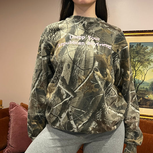 DUMP YOUR REPUBLICAN BOYFRIEND camo crewneck with pink text (M)