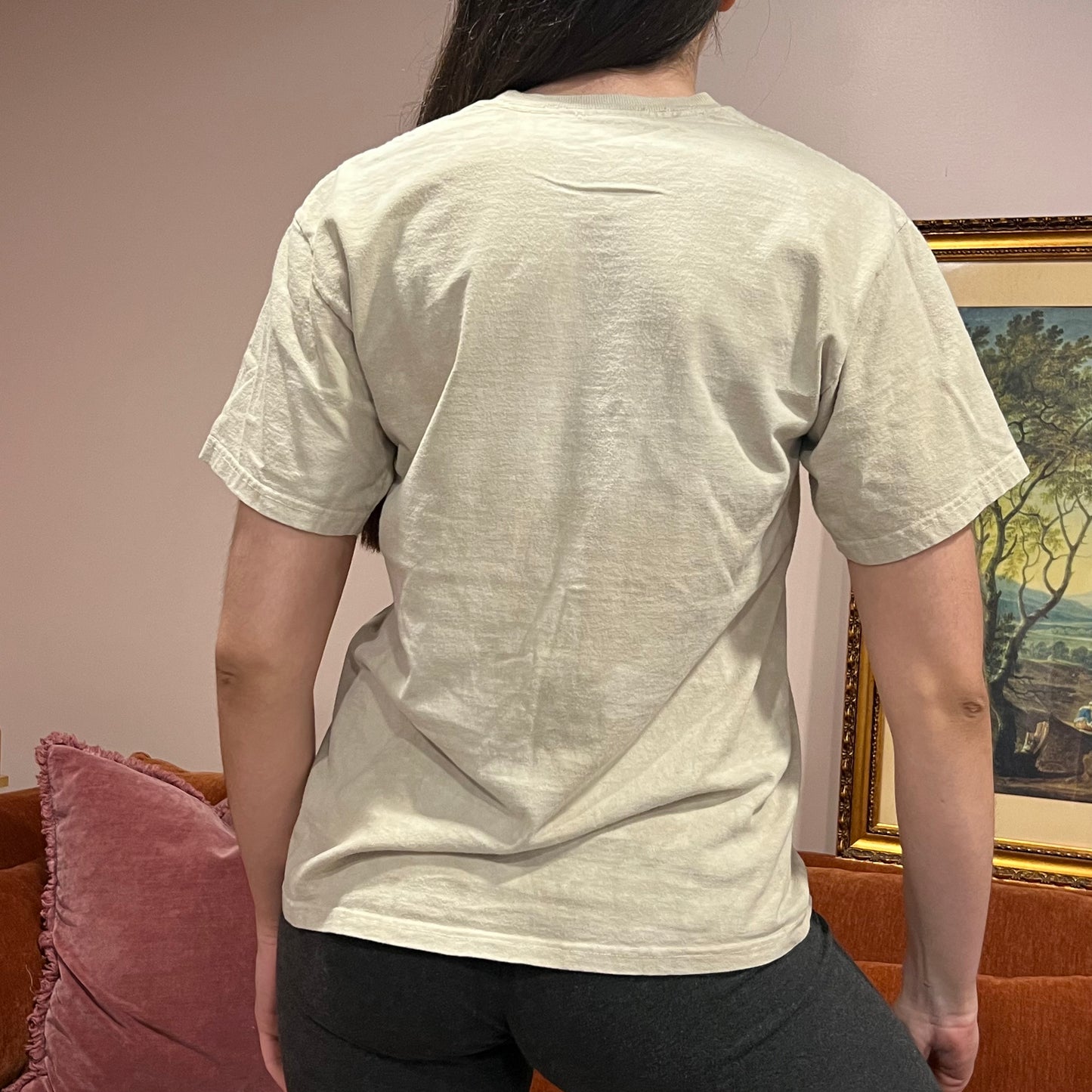 DUMP YOUR REPUBLICAN BOYFRIEND animal t-shirt with orange text (S/M)