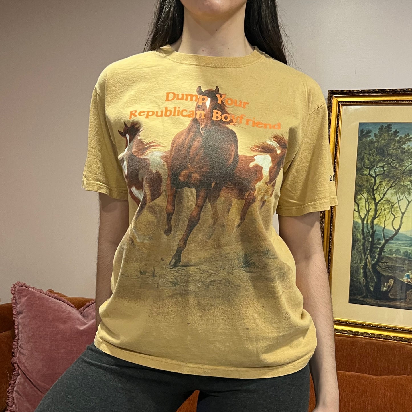 DUMP YOUR REPUBLICAN BOYFRIEND animal t-shirt with orange text (M)