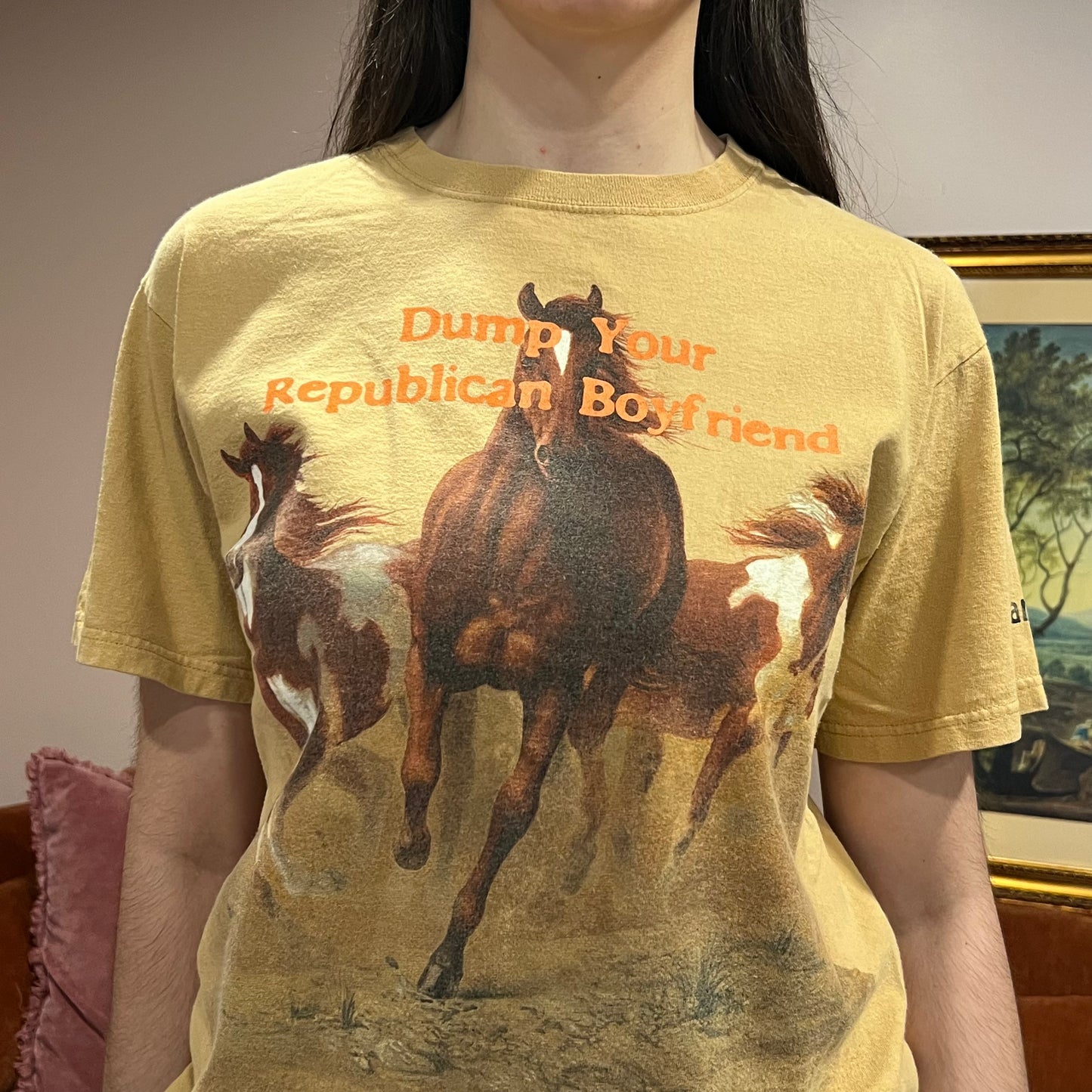 DUMP YOUR REPUBLICAN BOYFRIEND animal t-shirt with orange text (M)