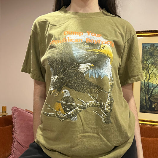 DUMP YOUR REPUBLICAN BOYFRIEND animal t-shirt with orange text (L)