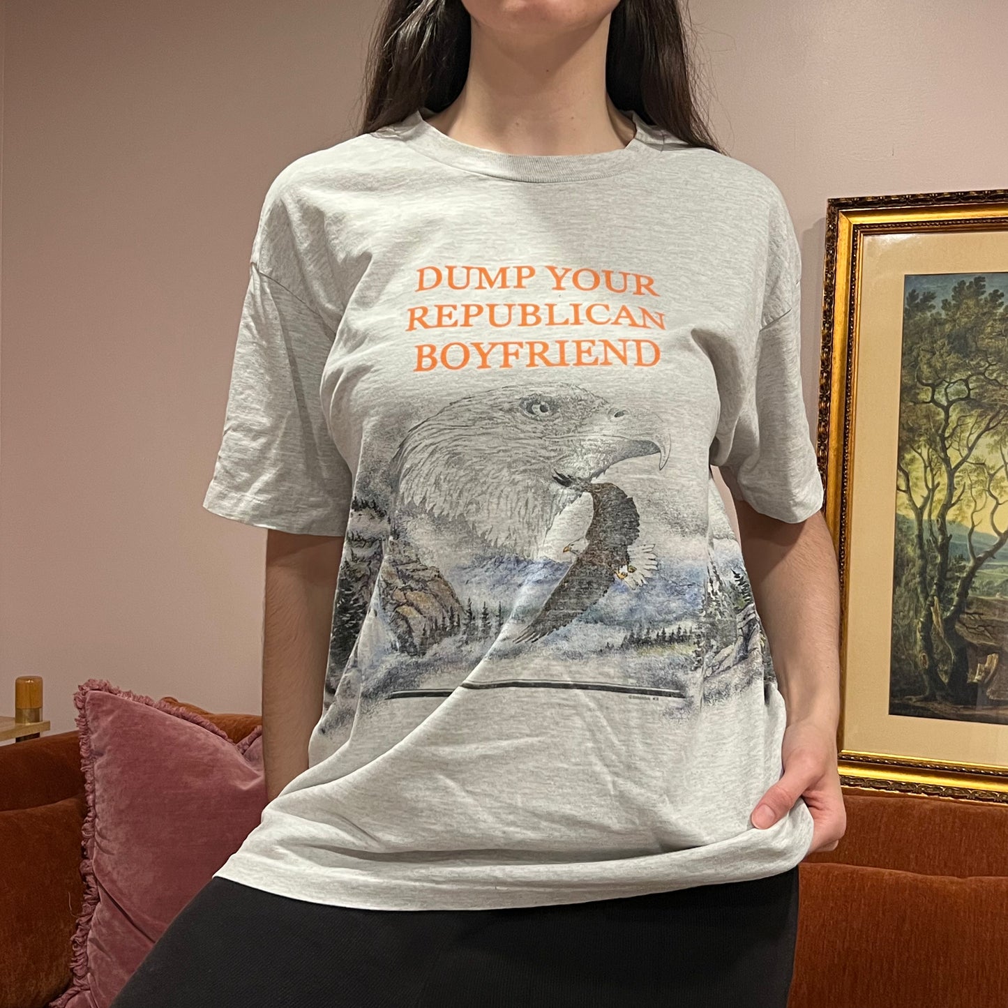 DUMP YOUR REPUBLICAN BOYFRIEND animal t-shirt with orange text (XL)