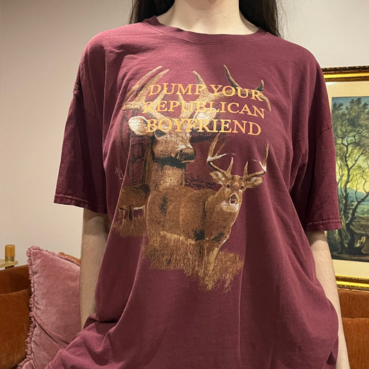DUMP YOUR REPUBLICAN BOYFRIEND animal t-shirt with orange text (XL)